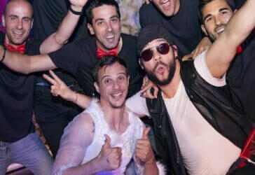 Despedidas de soltero en Barcelona: ¡Sorprende con una stripper!
